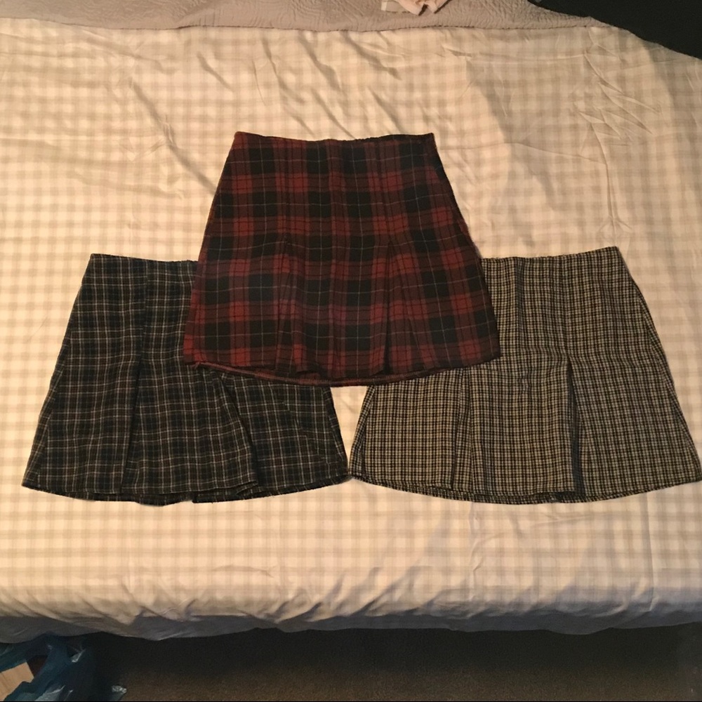 Brandy Melville Kaitlee Skirt